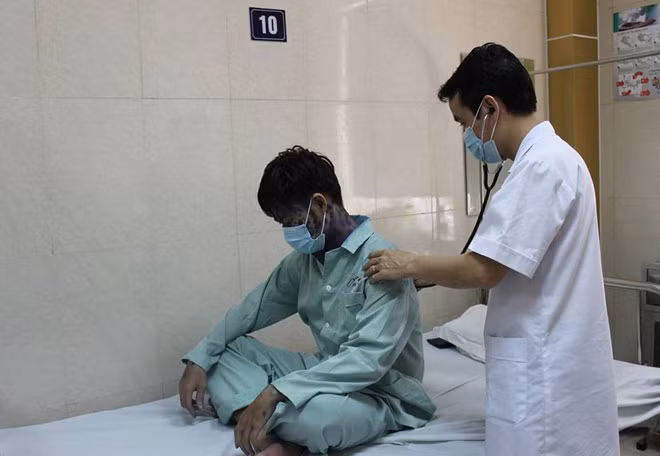 Bệnh nhân bị thủy đậu đang được điều trị tại Bệnh viện E.