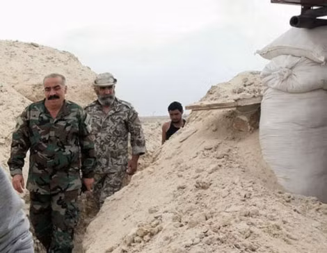 Tướng Issam Zahreddine, Lữ đoàn trưởng Lữ đoàn dù 104 Vệ binh Cộng hòa Syria trên chiến trường Deir Ezzor. Ảnh: PressTV. Tướng Issam Zahreddine, Lữ đoàn trưởng Lữ đoàn dù 104 Vệ binh Cộng hòa Syria trên chiến trường Deir Ezzor. Ảnh: PressTV.