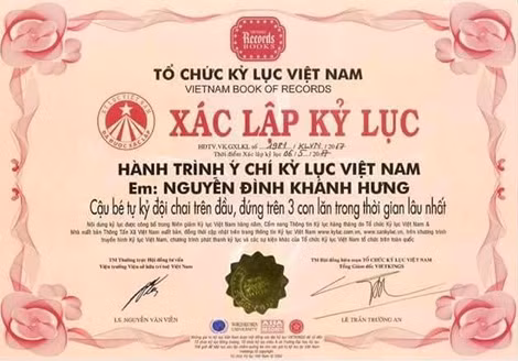Xác nhận kỷ lục Việt Nam của Hưng.