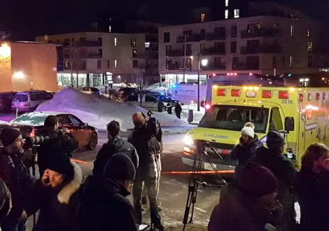 Hiện trường tại nhà thờ Hồi giáo Quebec.