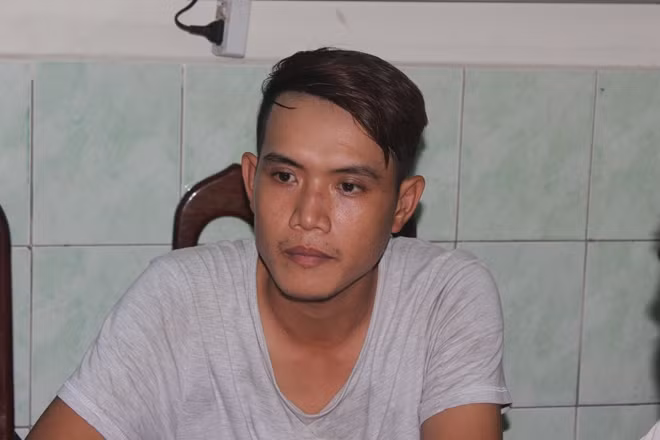 Mạnh bị tạm giữ tại cơ quan công an.