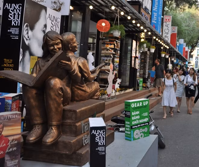 Đường sách TP Hồ Chí Minh