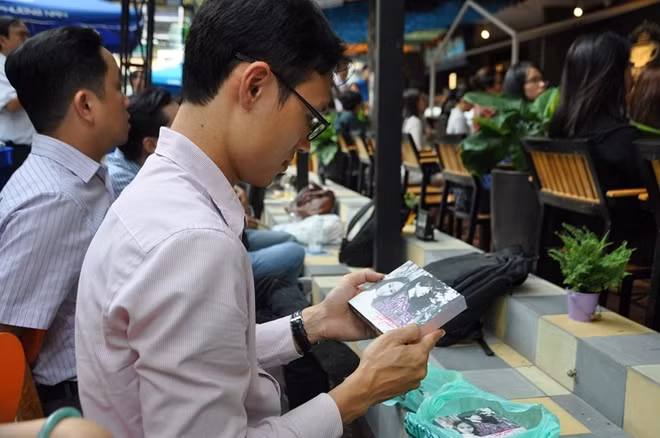 Đường sách trở thành địa chỉ sinh hoạt văn hóa được yêu thích của nhiều bạn trẻ
