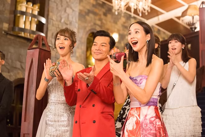 Trần Bảo Sơn bên dàn minh tinh Châu Á trong phim