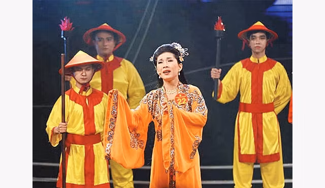 Nếu theo cách của VCPMC, nghệ sĩ biểu diễn cũng có quyền đòi khách sạn có tivi phải trả phí