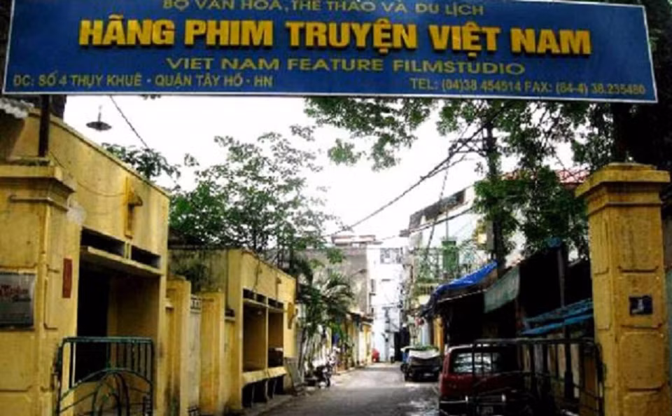 Đề nghị dừng bán đấu giá tài sản của Hãng phim truyện Việt Nam