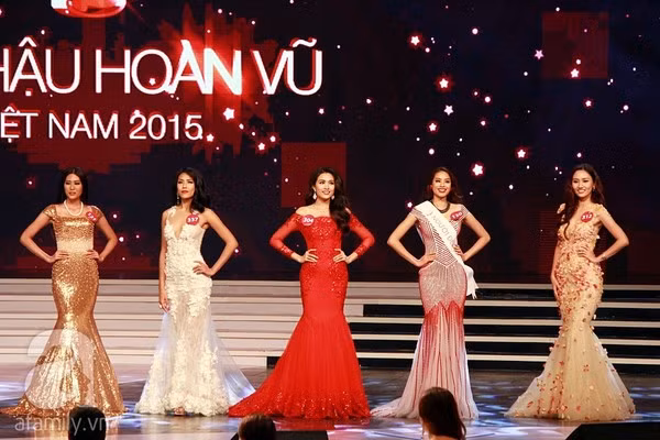 Hình ảnh đêm chung kết Hoa hậu Hoàn vũ Việt Nam năm 2015