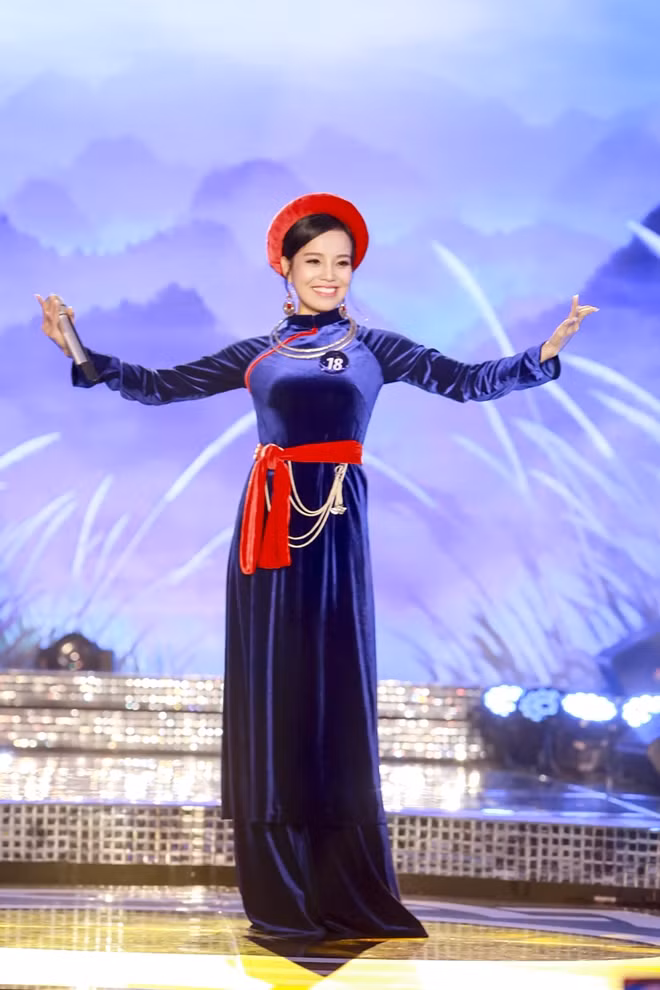 Sèng Hoàng Mỹ Lam tự tin trên sân khấu