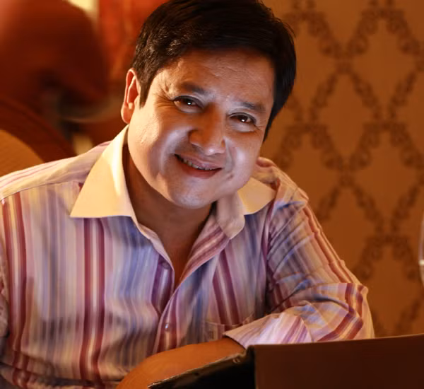 Nghệ sĩ ưu tú Chí Trung