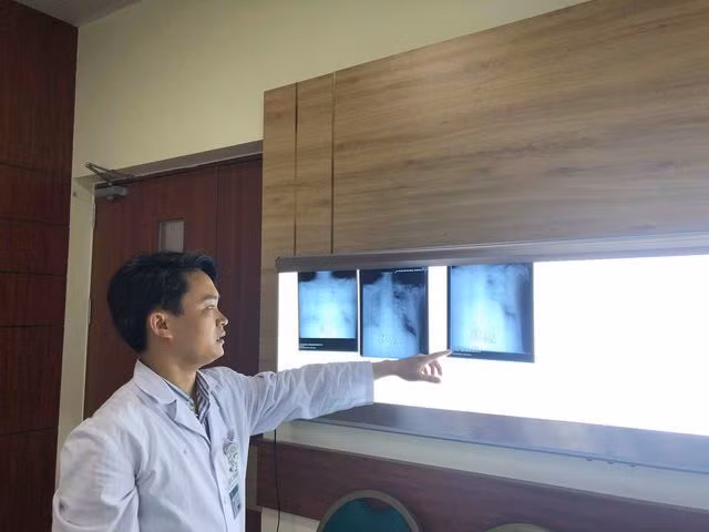 Ths.Bs Phạm Thế Thạch Ths.Bs Phạm Thế Thạch
