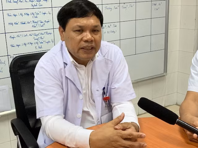 PGS.TS Trần Danh Cường tại buổi họp báo.