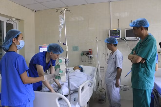 Bệnh nhân sau mổ được theo dõi tích cực