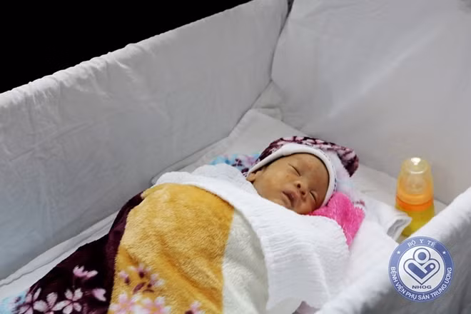 Sức khỏe bé Bình An đã hoàn toàn ổn định, được xuất viện trưa 15-7