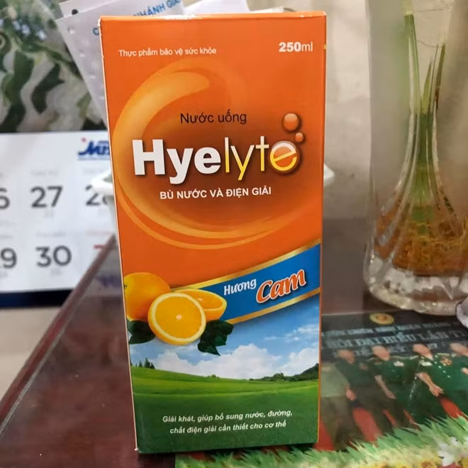 Oresol dạng thực phẩm chức năng cháu bé sử dụng