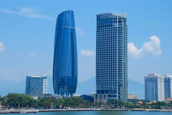 Thông tin “thành phố Đà Nẵng không tiếp nhận công chức, viên chức ngoài thành phố về công tác tại các cơ quan hành chính thuộc thành phố Đà Nẵng quản lý”… khiến dư luận không chỉ tại TP. Đà Nẵng mà nhiều người dân ngoại tỉnh hiện đang sinh sống và làm việc ở Đà Nẵng lo lắng.