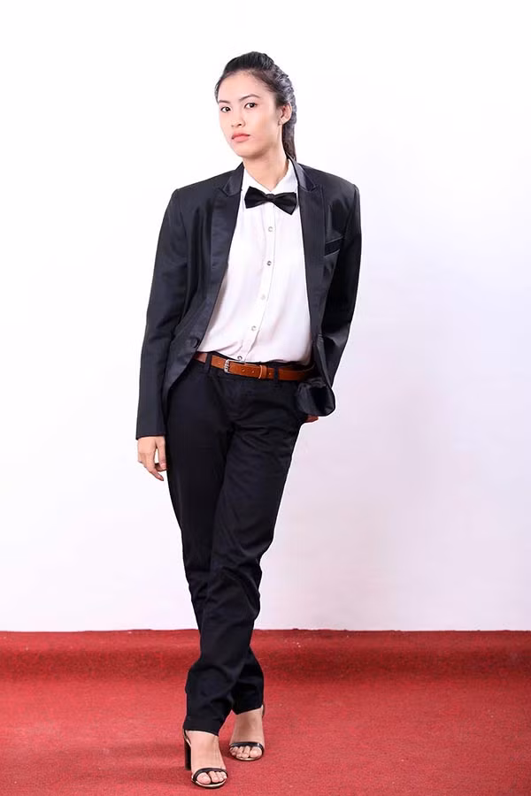 Dàn diễn viên trong phim.