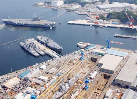 Một góc căn cứ hải quân chiến lược Yokosuka.