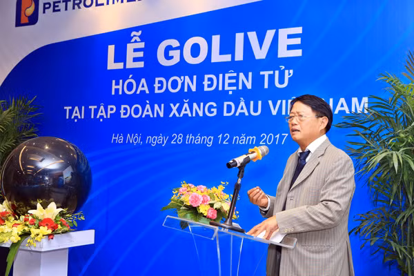 Ông Lương Mạnh Hoàng - Phó Tổng GĐ Tập đoàn VNPT, Chủ tịch Tổng công ty Dịch vụ Viễn thông phát biểu tại buổi lễ. Ông Lương Mạnh Hoàng - Phó Tổng GĐ Tập đoàn VNPT, Chủ tịch Tổng công ty Dịch vụ Viễn thông phát biểu tại buổi lễ.