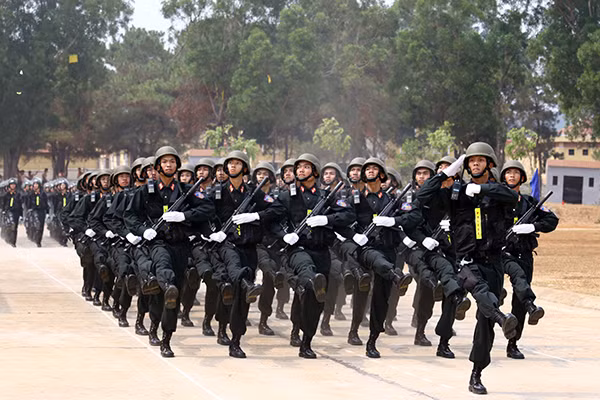 Lực lượng Công an nhân dân sẵn sàng bảo đảm an ninh, trật tự cho đất nước Lực lượng Công an nhân dân sẵn sàng bảo đảm an ninh, trật tự cho đất nước