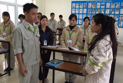 Đào tạo ngoại ngữ cho thực tập sinh trước khi sang Nhật Bản làm việc.