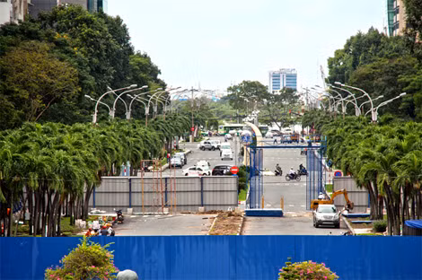 Công trường xây dựng Dự án Metro 1 Bến Thành- Suối Tiên. Công trường xây dựng Dự án Metro 1 Bến Thành- Suối Tiên.