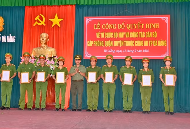 Nhiều cán bộ cấp Phó phòng thuộc Cảnh sát PCCC được điều động, bổ nhiệm giữ chức vụ tương đương tại các đơn vị mới