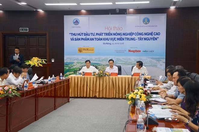 Các đại biểu đã kiến nghị nhiều gỉai pháo để thúc đẩy ứng dụng công nghệ cao vào sản xuất nông nghiệp