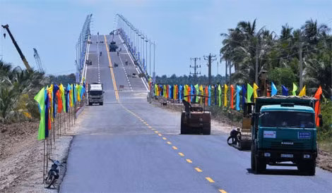 Đại công trình cầu Cổ Chiên trước giờ thông xe.