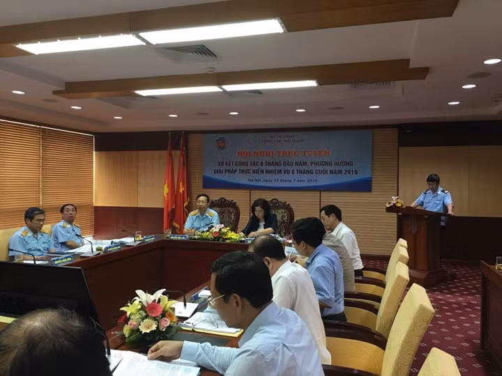 Bất chấp COVID-19, Việt Nam nhập khẩu ô tô cao kỷ lục ảnh 2