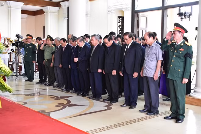 Lễ viếng Đại tướng Lê Đức Anh được tỉnh Thừa Thiên- Huế tổ chức trọng thể.