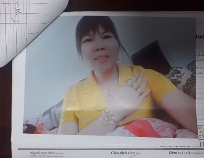 Phượng tung tin giả đi Mỹ, khoe bản thân giàu có để lừa đảo chiếm đoạt tài sản của nhiều người dân ở huyện Phú Lộc, tỉnh Thừa Thiên Huế.