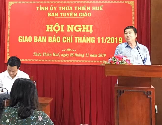 Ông Nguyễn Thái Sơn, Trưởng Ban Tuyên giáo Tỉnh ủy Thừa Thiên Huế cho biết, tỉnh sẽ xử lý nghiêm chủ tài khoản Facebook tung tin đồn thất thiệt về việc bán 200 ha đất trên núi Hải Vân.