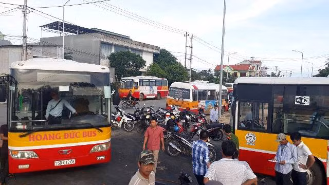 Người lao động của Công ty Hoàng Đức đình công đòi quyền lợi vào tháng 7-2017 do Công ty này chây ỳ đóng BHXH.