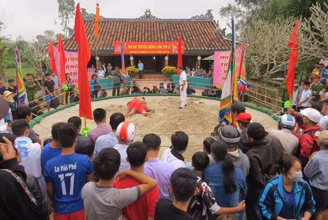 Hội vật đầu Xuân 2019 được tổ chức tại đình làng Thủ Lễ.