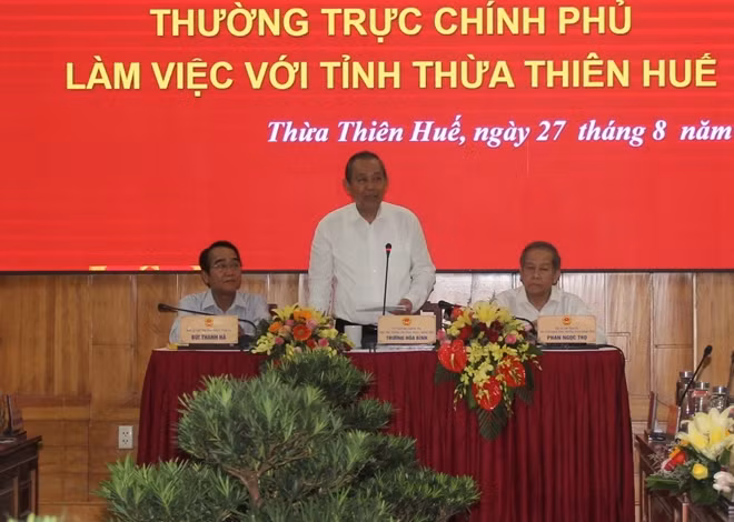 Phó Thủ tướng Thường trực Chính phủ Trương Hòa Bình phát biểu chỉ đạo tại buổi làm việc với tỉnh Thừa Thiên-Huế.