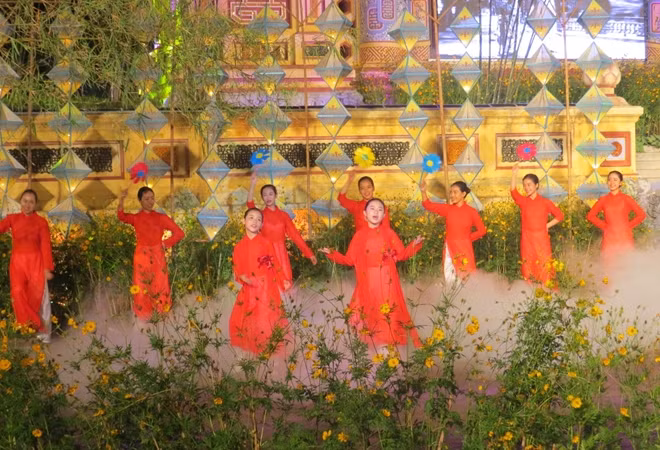 Festival NTT Huế 2019 thu hút hơn 400.000 lượt khách, tăng gấp 2,3 lần so với Festival NTT Huế năm 2017.