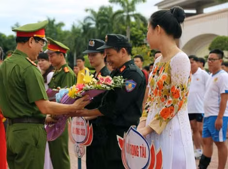 Một số hình ảnh tại Lễ khai mạc.