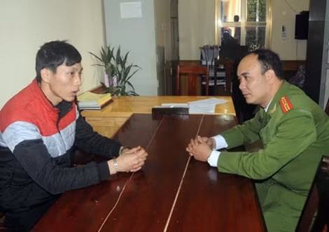 Đối tượng Bộ tại cơ quan điều tra Công an huyện Thanh Thủy.