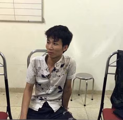 Lân tại cơ quan Công an.