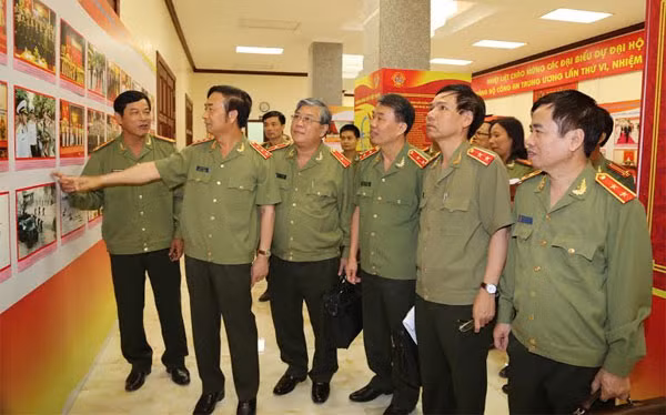 Thượng tướng Đặng Văn Hiếu, Ủy viên TW Đảng, Phó Bí thư Đảng ủy Công an Trung ương, Thứ trưởng Thường trực Bộ Công an, Trưởng Ban Tổ chức kiểm tra công tác chuẩn bị trước Đại hội. Ảnh: Hiếu Quỳnh
