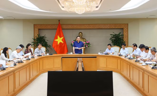 Phó Thủ tướng Vương Đình Huệ, Trưởng Ban Chỉ đạo điều hành giá phát biểu tại cuộc họp. Ảnh: TTXVN. Phó Thủ tướng Vương Đình Huệ, Trưởng Ban Chỉ đạo điều hành giá phát biểu tại cuộc họp. Ảnh: TTXVN.