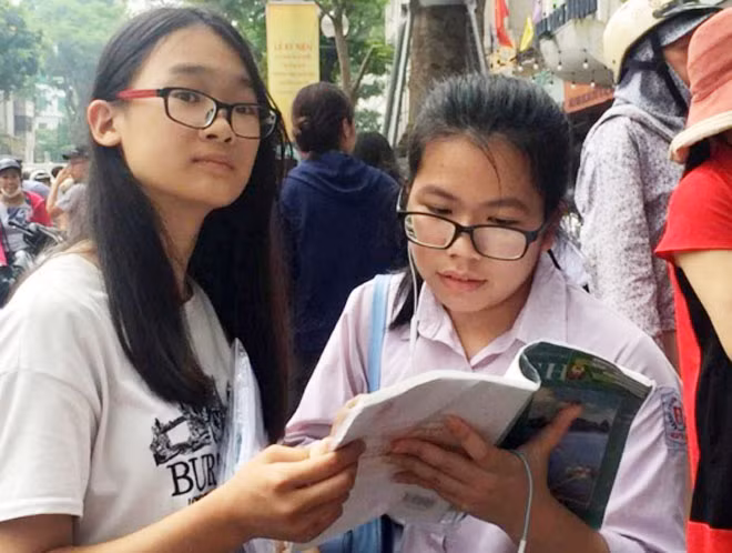 Nhiều thí sinh tự tin đạt điểm cao môn Lịch sử.