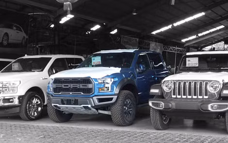 Các mẫu xế hộp đời mới năm 2019 tại một showroom ở thủ đô Phnom Penh. Ảnh nguồn: Amanda Kaufmann.