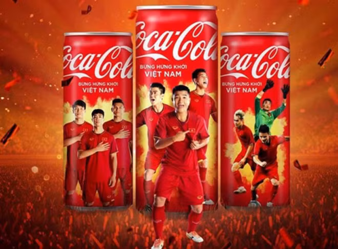 Coca Cola thay slogan trên quảng cáo mới.