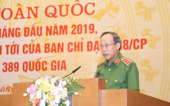 Thứ trưởng Bộ Công an Lê Quý Vương báo cáo tóm tắt kết quả công tác trong 6 tháng đầu năm 2019.
