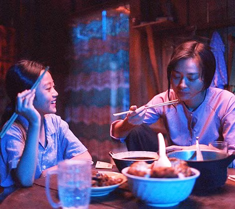 “Hai Phượng” – một trong số các phim Việt vừa thành công về truyền thông, vừa thành công về doanh thu mà ít gây tranh cãi. “Hai Phượng” – một trong số các phim Việt vừa thành công về truyền thông, vừa thành công về doanh thu mà ít gây tranh cãi.