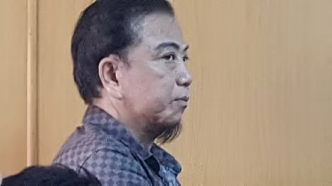 Nghệ sĩ Hồng Tơ.