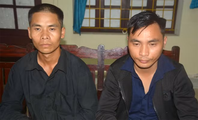 Anh em họ Mùa Bá Chò và Mùa Bá Và.