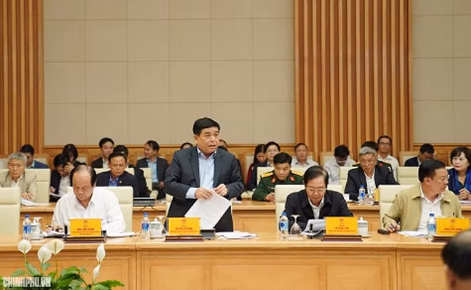 Bộ trưởng Bộ KH&ĐT Nguyễn Chí Dũng phát biểu tại phiên họp - Ảnh: VGP/Quang Hiếu. Bộ trưởng Bộ KH&ĐT Nguyễn Chí Dũng phát biểu tại phiên họp - Ảnh: VGP/Quang Hiếu.