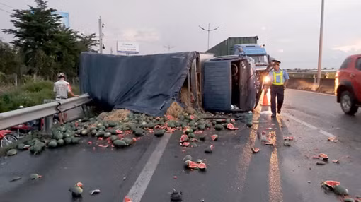 Xe chở Phó Chủ tịch Thường trực UBND TP Hồ Chí Minh gặp nạn trên cao tốc, 3 người bị thương ảnh 2